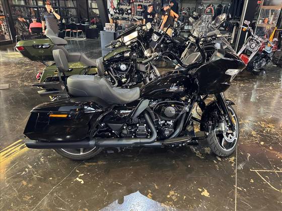 HARLEY-DAVIDSON ROAD GLIDE HARLEY-DAVIDSON ROAD GLIDE